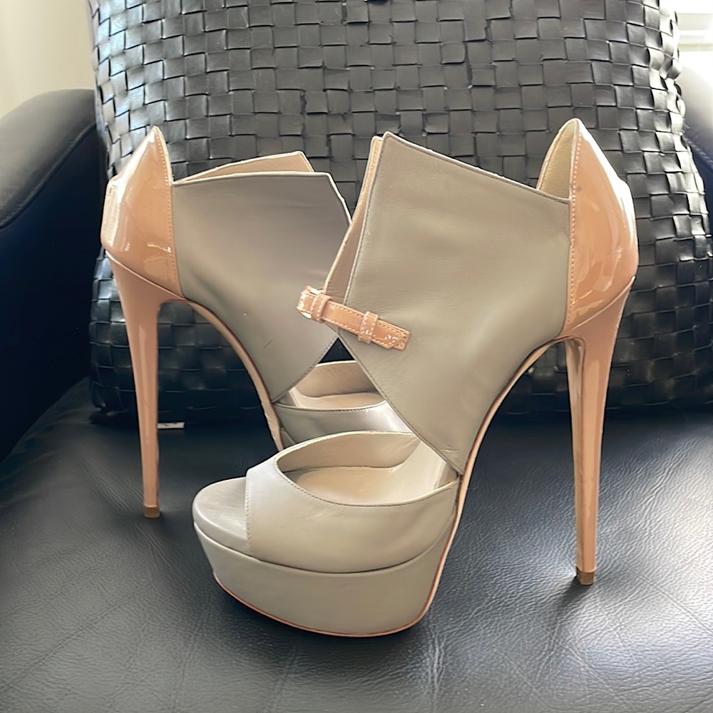 Ruthie Davis high hills size 37.5